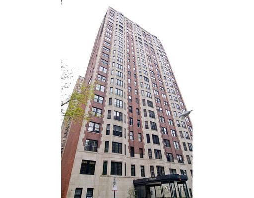 421 W Melrose Ave. #2C, Chicago, IL 60657