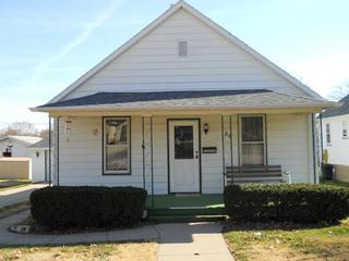 125 W Fifth St., Spring Valley, IL 61362