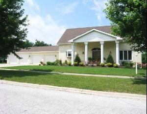 608 Melrose Ln., Beecher, IL 60401