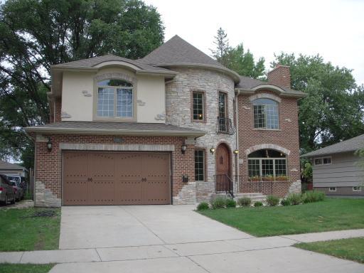1882 Riverview Ave., Des Plaines, IL 60018