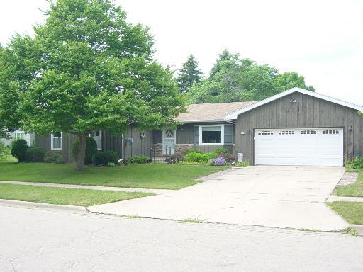 125 Mattek Ave., Dekalb, IL 60115