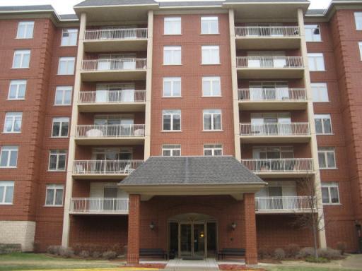 8340 Callie Ct. #506, Morton Grove, IL 60053