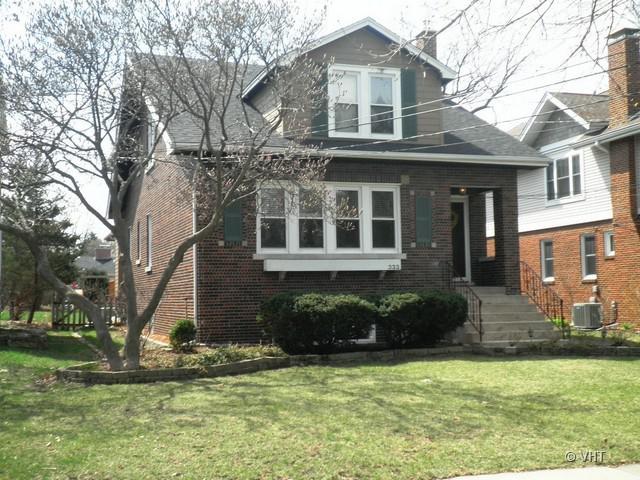 333 Phillips Ave., Glen Ellyn, IL 60137