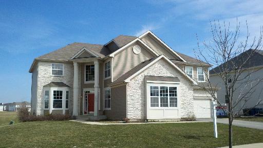 220 Primrose Ln., Bartlett, IL 60103
