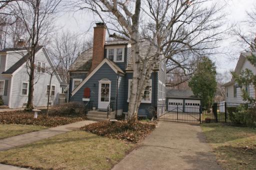 721 Richards St., Geneva, IL 60134
