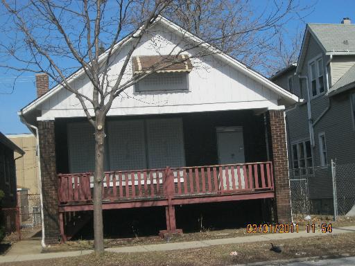 2016 E 93rd St., Chicago, IL 60617