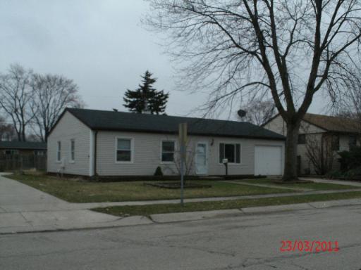 5 Arlington Dr., Romeoville, IL 60446