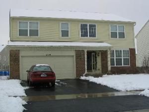 1729 Wick Way Dr., Montgomery, IL 60538