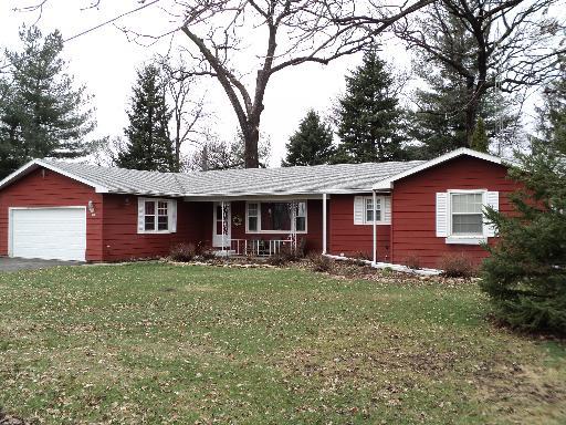 328 Rosenkrans Dr., Paw Paw, IL 61353