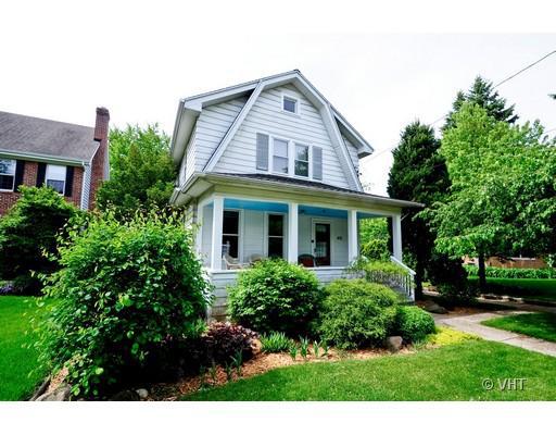 415 Anthony St., Glen Ellyn, IL 60137