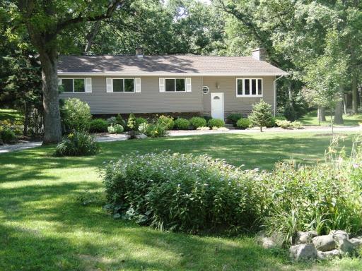 2415 Timber Trail Dr., Crystal Lake, IL 60012