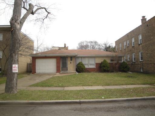 8717 Trumbull Ave., Skokie, IL 60076