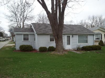 1441 E Broadway St., Bradley, IL 60915