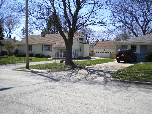 227 S Western Ave., Aurora, IL 60506