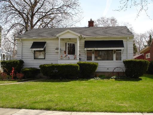 12023 S Ann St., Blue Island, IL 60406