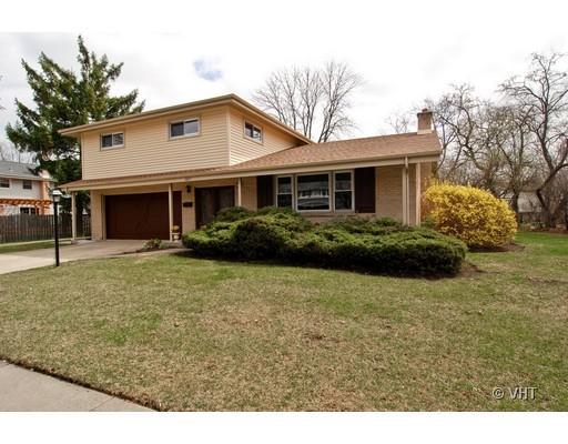 1623 Executive Ln., Glenview, IL 60026