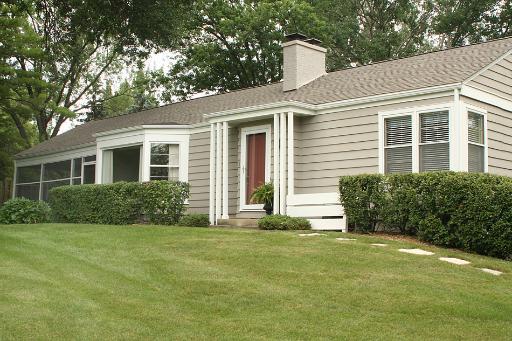 517 Castleview Ct., Barrington, IL 60010