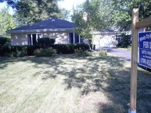 1035 Western Ave., Northbrook, IL 60062