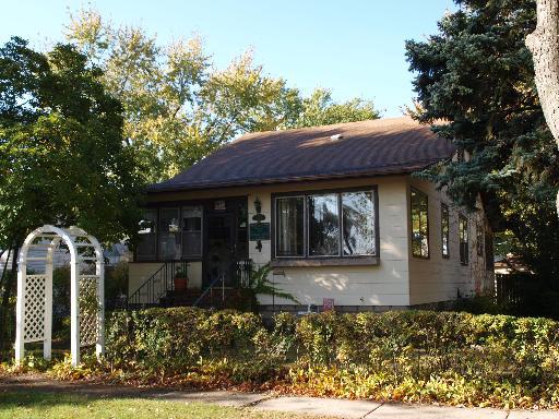 9402 S 55th Ave., Oak Lawn, IL 60453