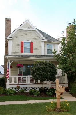 2212 Butterfly Ln., Glenview, IL 60026
