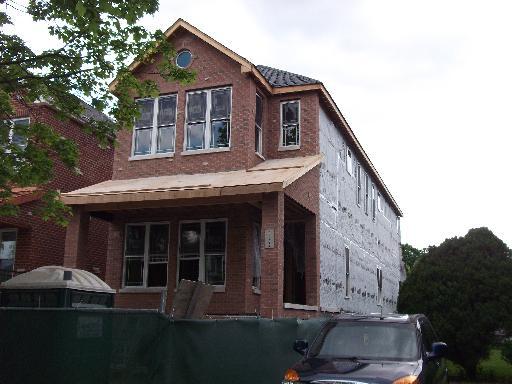 4432 N Kilbourn Ave., Chicago, IL 60630