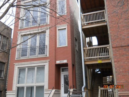 3037 N Damen Ave. #1, Chicago, IL 60618