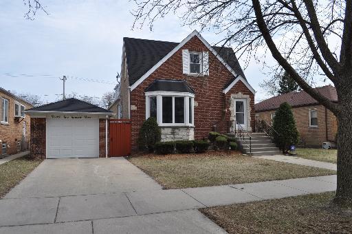 6229 N Lowell St., Chicago, IL 60646