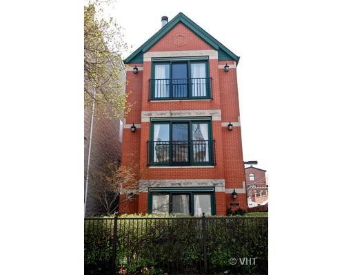 1527 W George St. #2, Chicago, IL 60657