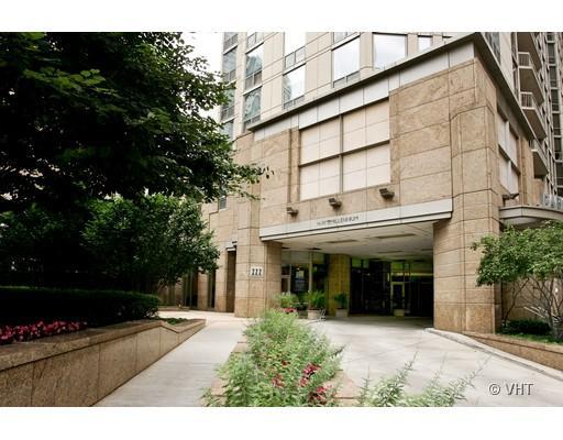 222 N Columbus Dr. #2205, Chicago, IL 60601