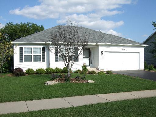 1340 Oakland Cir., North Aurora, IL 60542