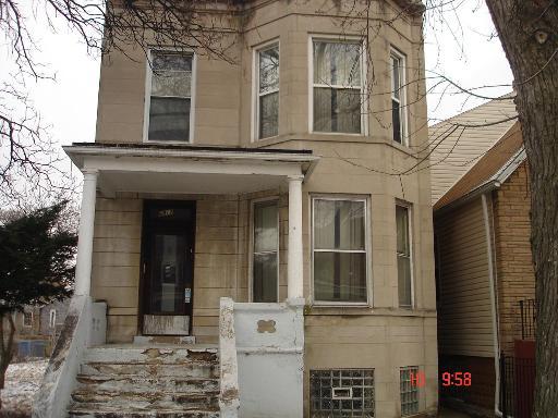 6817 S Champlain Ave., Chicago, IL 60637