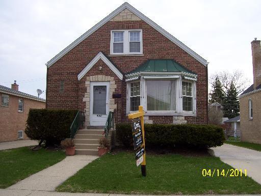 4327 N Mulligan Ave., Chicago, IL 60634