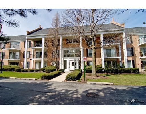 5500 Carriageway Dr. #212C, Rolling Meadows, IL 60008