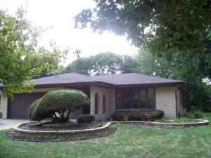 842 Kostner Ave., Matteson, IL 60443