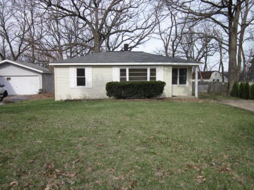 303 Chippewa Tr., Lake In The Hills, IL 60156