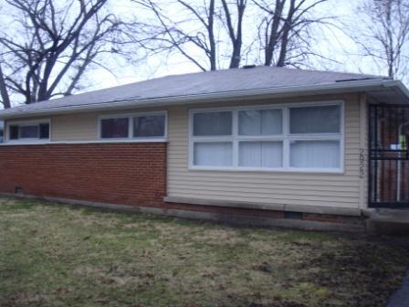 2922 Wilshire Ave., Markham, IL 60426