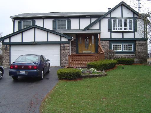 680 Surryse Rd., Lake Zurich, IL 60047