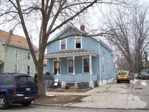 744 Superior St., Aurora, IL 60505