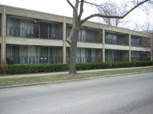 1008 Washington Blvd. #1, Oak Park, IL 60302