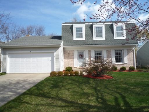 8 Edgewood Rd., Vernon Hills, IL 60061