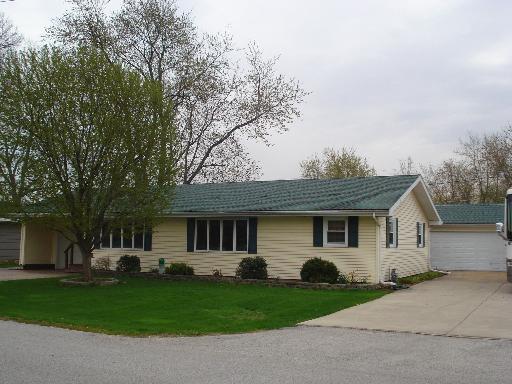 290 Richards St., Seneca, IL 61360