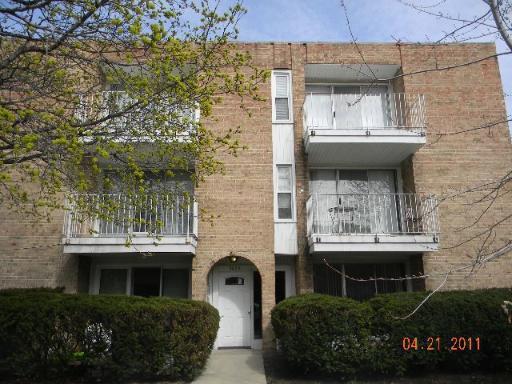 5625 N Kimball Ave. #2C, Chicago, IL 60659