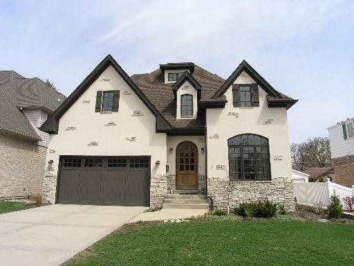 811 S Catherine Ave., La Grange, IL 60525