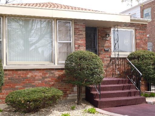 9045 S Ridgeland Ave., Chicago, IL 60617