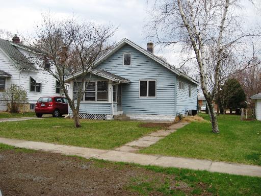 2215 18th Ave., Rockford, IL 61104