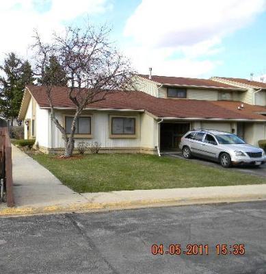 2271 Windsor Ln., Country Club Hills, IL 60478