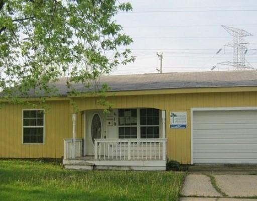 619 Hamrick Ave., Romeoville, IL 60446