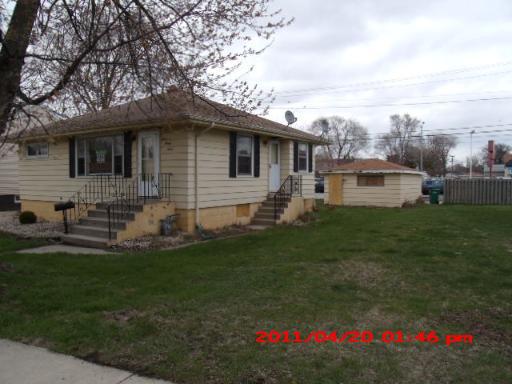 727 Greenbay Ave., Calumet City, IL 60409