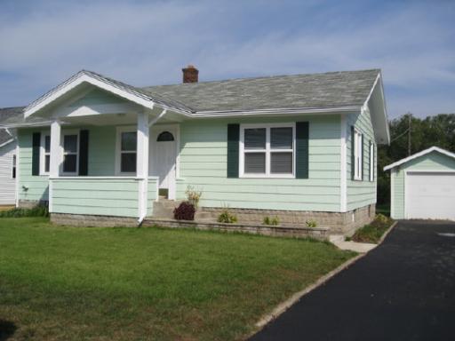 632 Marie Ave., Machesney Park, IL 61115