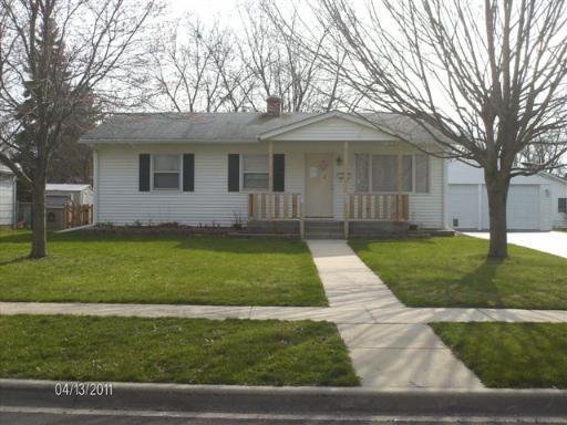 1717 Oakwood Ave., Dekalb, IL 60115